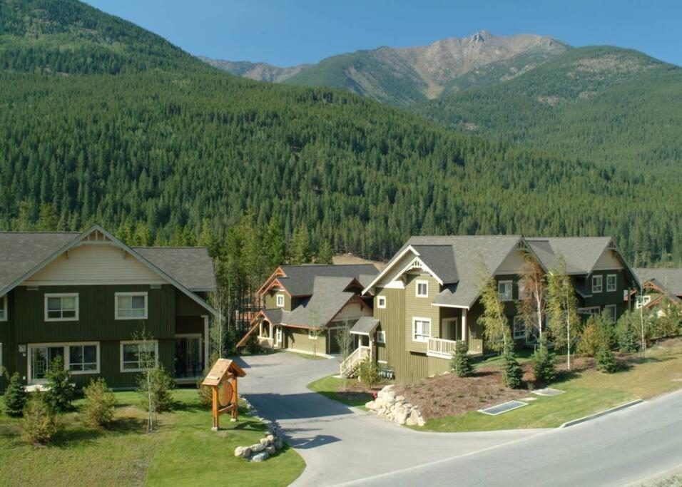 Aurora Townhomes By Stayin Panorama Εξωτερικό φωτογραφία